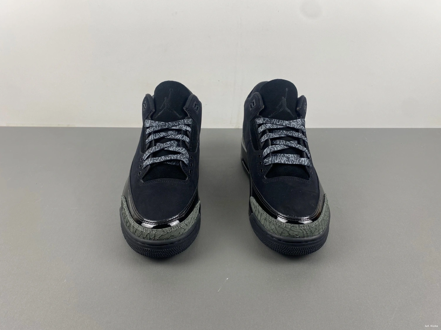 Black 3 Men's 136064-002 Retro Cat Jordan 1020
